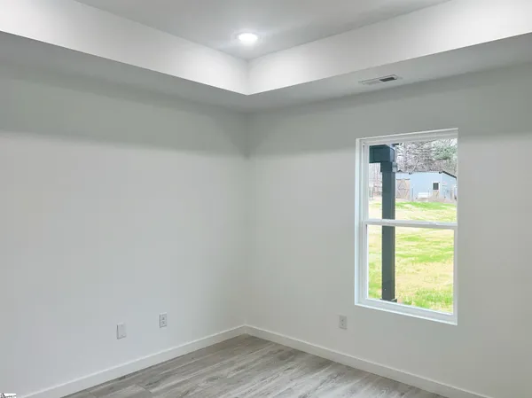 $399,990 | 285-287 Scenic Avenue, Campobello, SC 29322