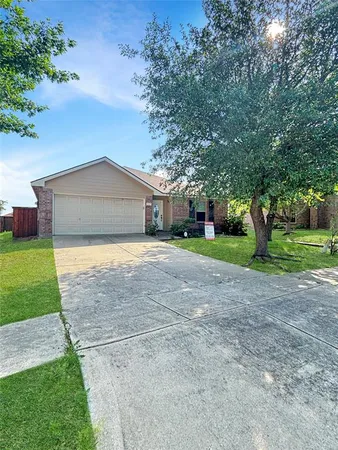 $2,100 | 1217 Caroline Drive, Princeton, TX 75407