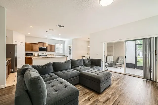 $575,000 | 15707 Signature Drive, Winter Garden, FL 34787