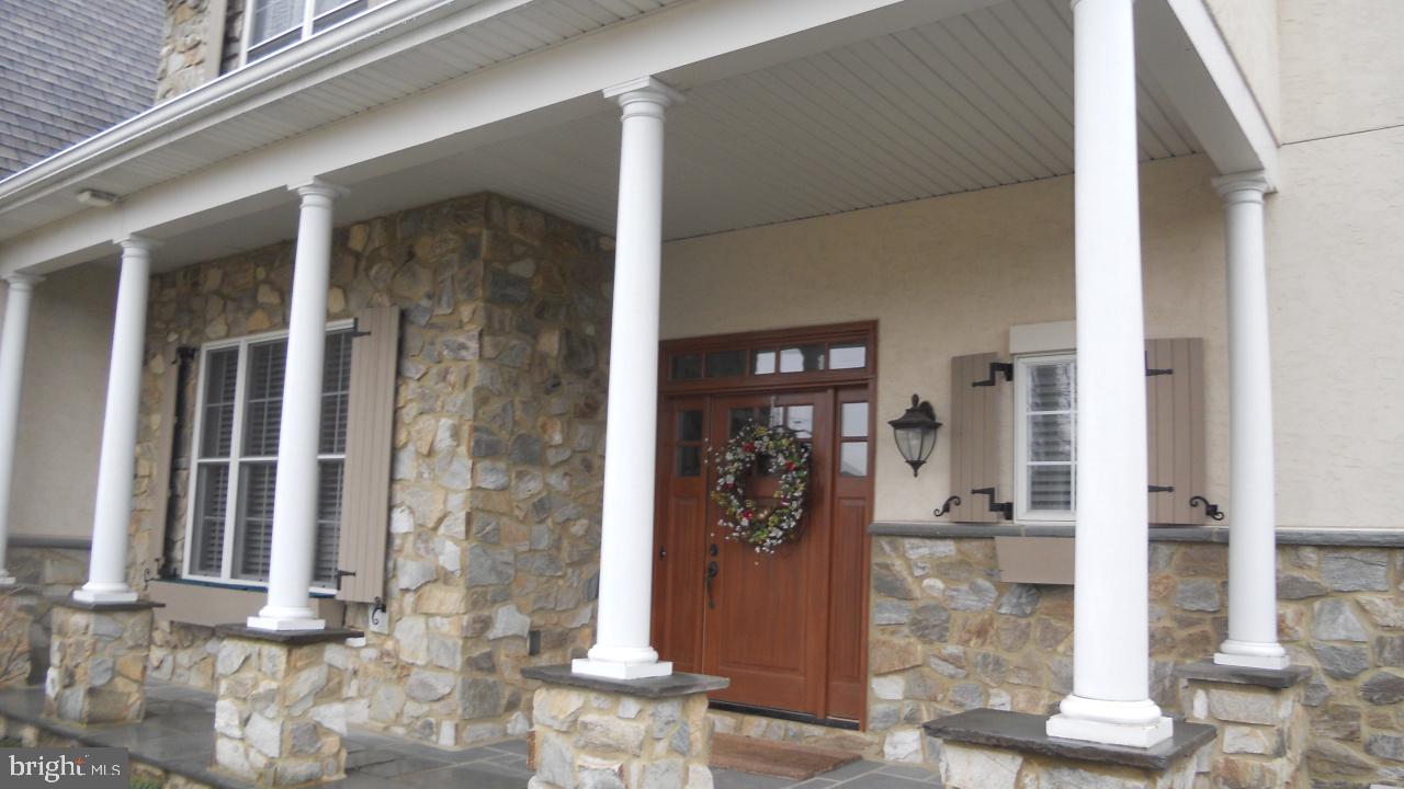 514 Wheatfield Drive Lititz, PA 17543 - Photo 3 of 47 Gallery Image 3