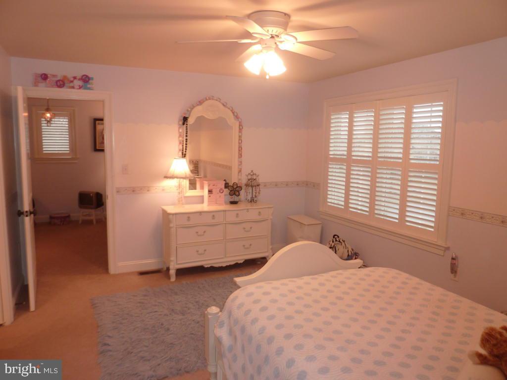 514 Wheatfield Drive Lititz, PA 17543 - Photo 35 of 47 Gallery Image 35