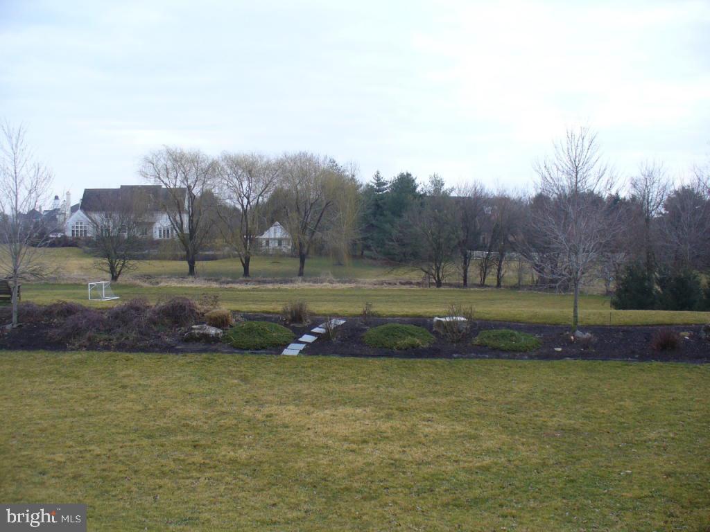 514 Wheatfield Drive Lititz, PA 17543 - Photo 4 of 47 Gallery Image 4