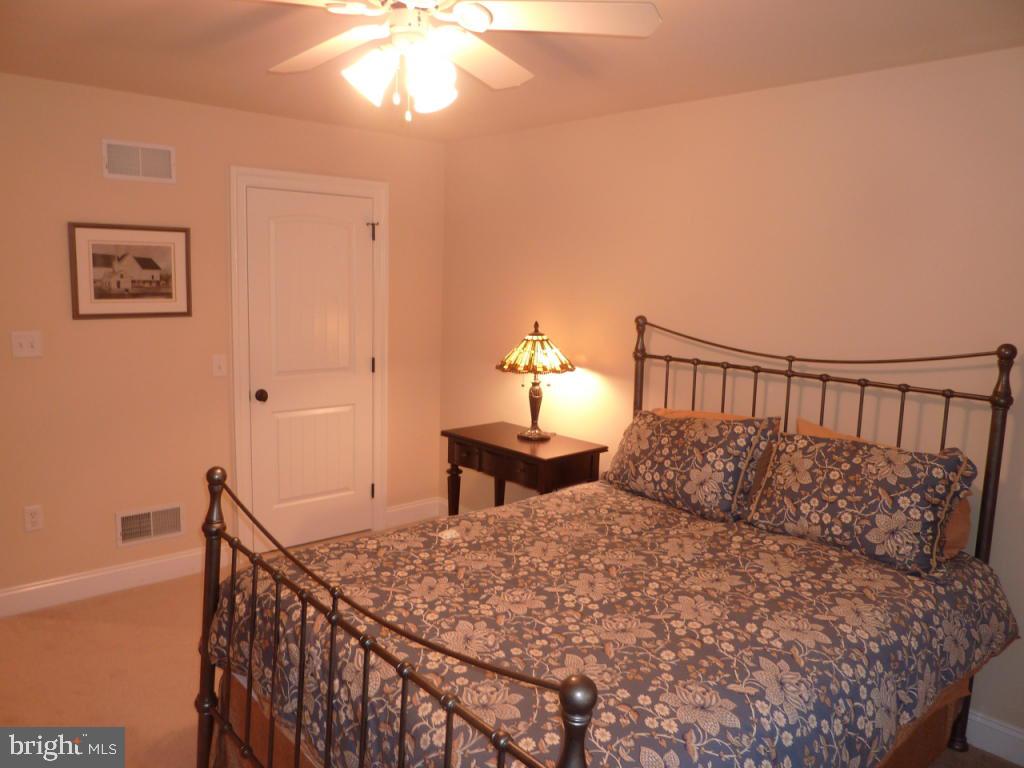 514 Wheatfield Drive Lititz, PA 17543 - Photo 41 of 47 Gallery Image 41