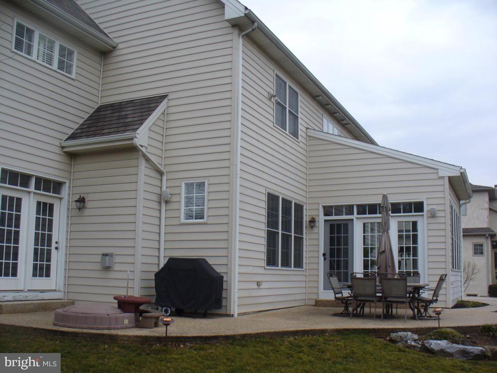 514 Wheatfield Drive Lititz, PA 17543 - Photo 6 of 47 Gallery Image 6