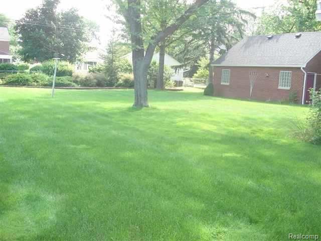 425 Kerby Road Grosse Pointe, MI 48236 - Photo 11 of 24 11