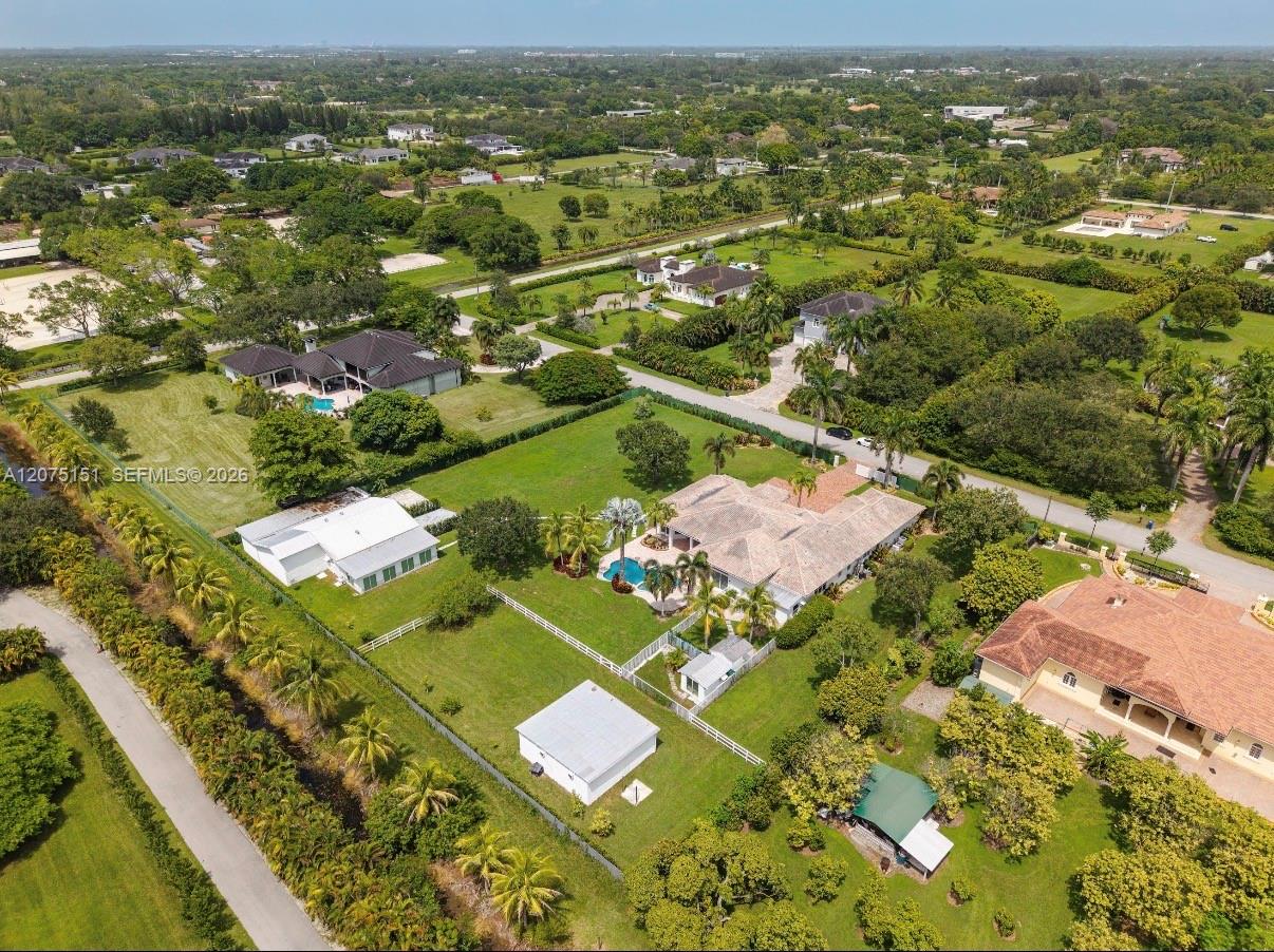 6101 Southwest 180th Terrace Southwest Ranches, FL 33331 - Photo 4 of 30 Gallery Image 4
