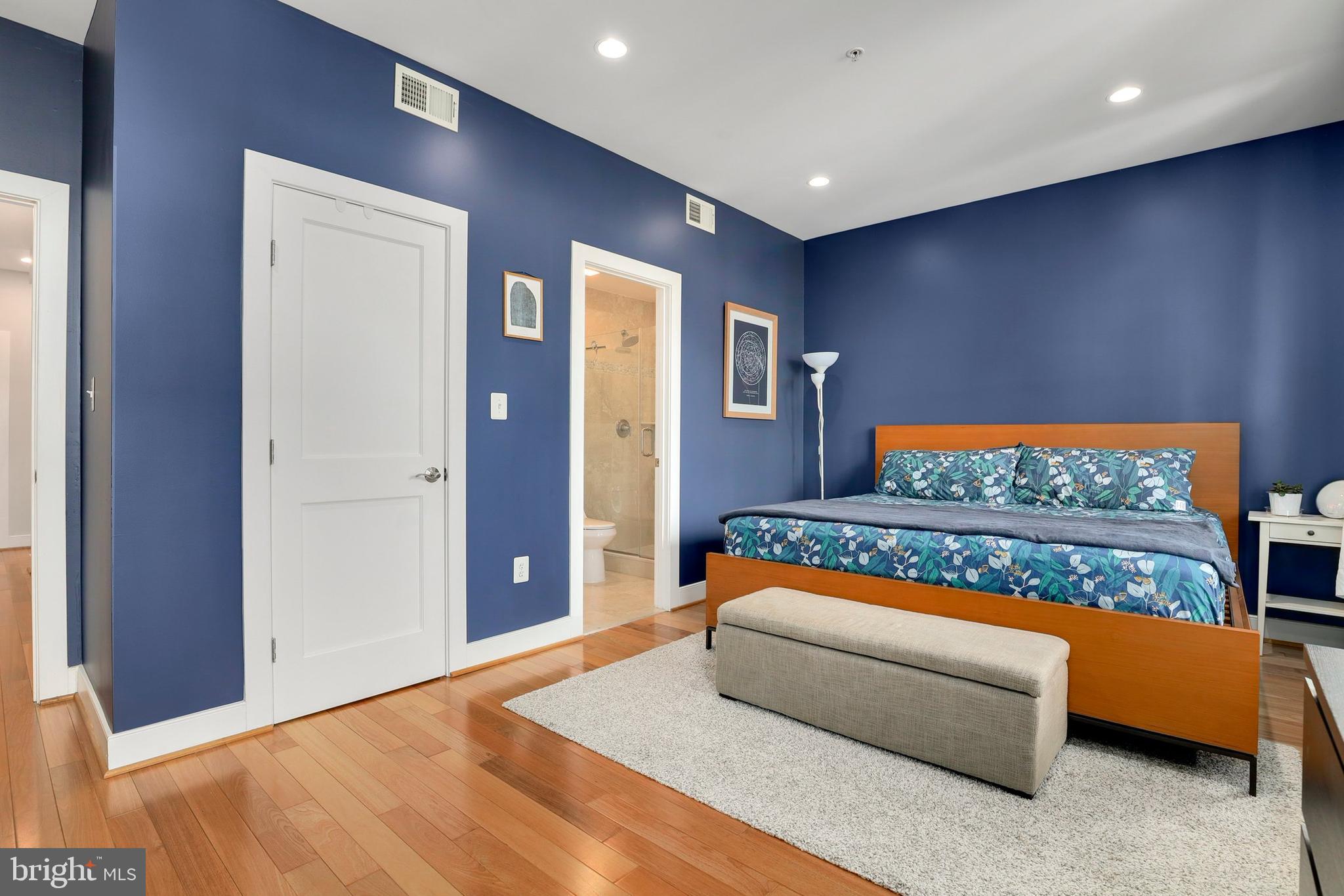 2456 Ontario Road Northwest, Unit 3 Washington, DC 20009 - Photo 20 of 41