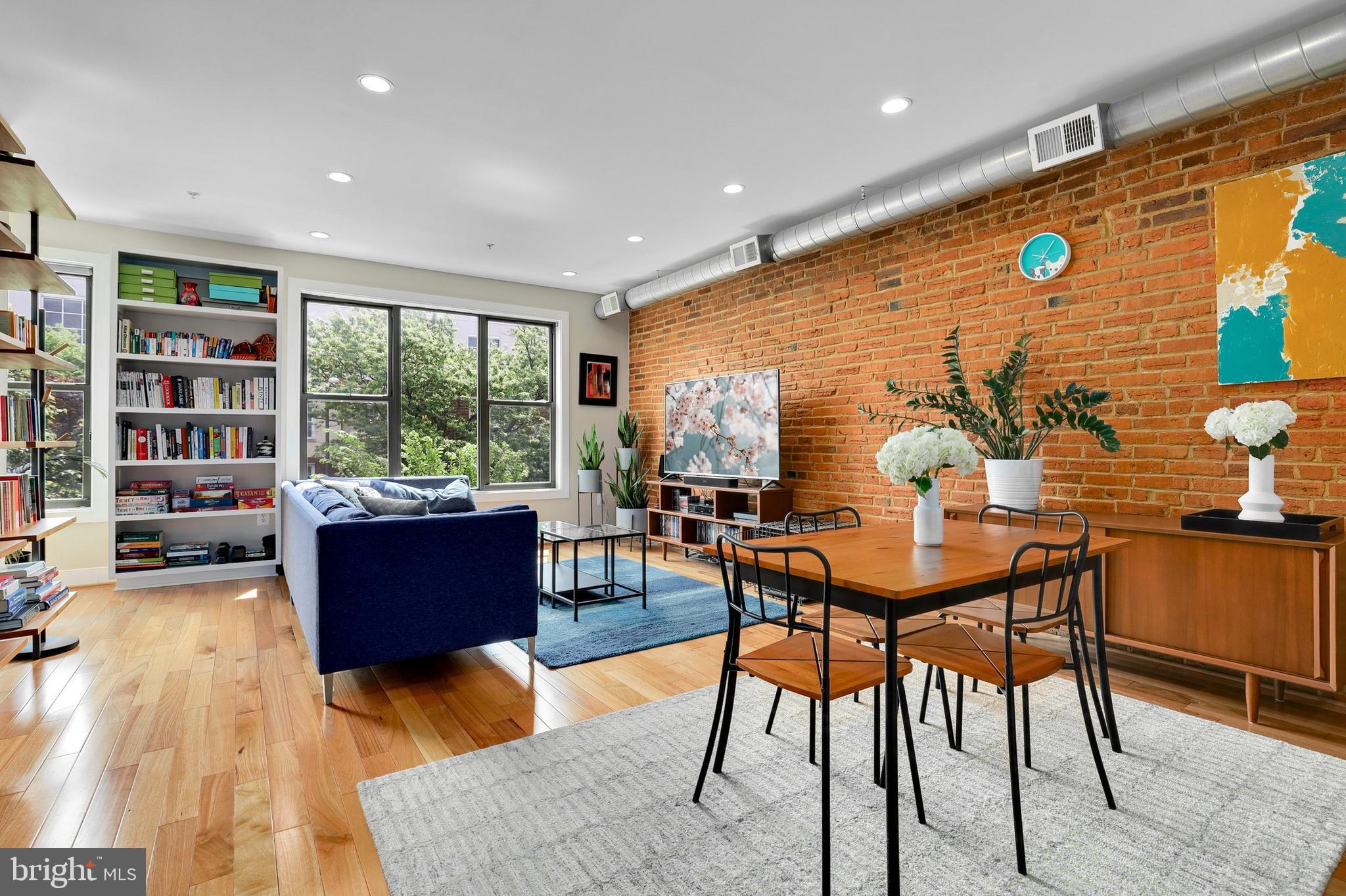 2456 Ontario Road Northwest, Unit 3 Washington, DC 20009 - Photo 8 of 41