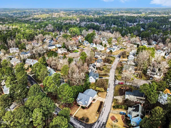 $775,000 | 100 Ferncroft Court, Cary, NC 27519