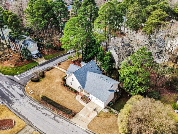 $775,000 | 100 Ferncroft Court, Cary, NC 27519