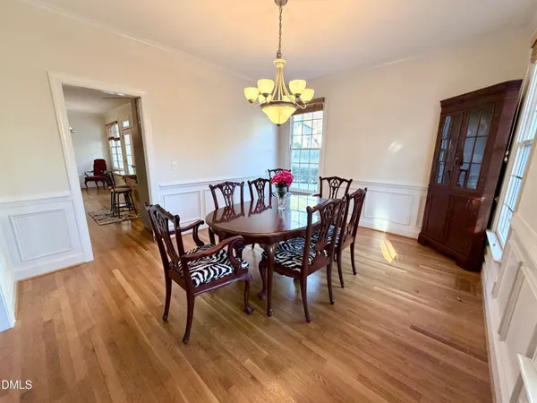 $775,000 | 100 Ferncroft Court, Cary, NC 27519