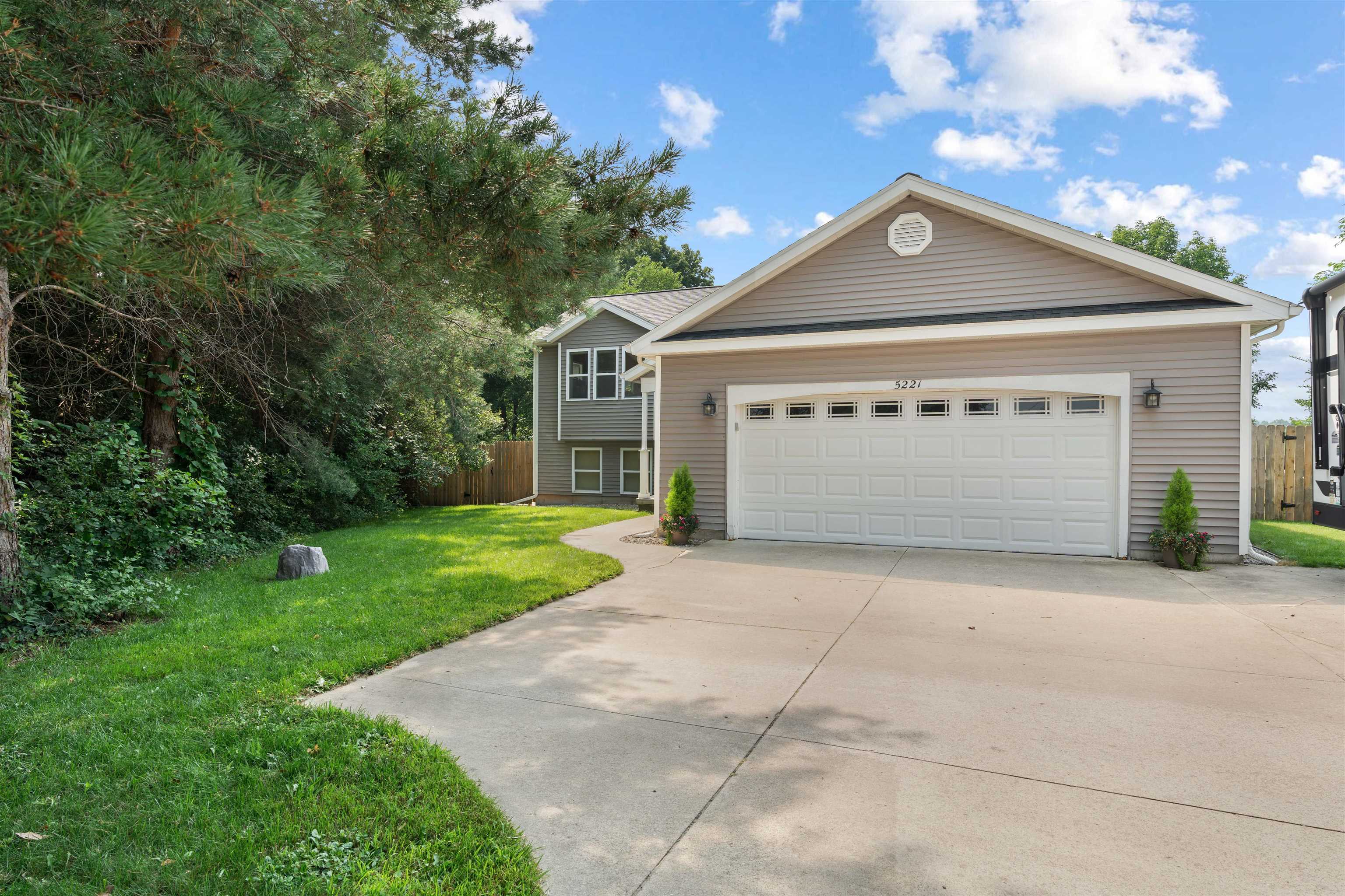 5221 Barney Road Traverse City, MI 49684 - Photo 46 of 52 1937391-2fafbdb0-3886-4c6e-a116-efc04d87ddab.JPG