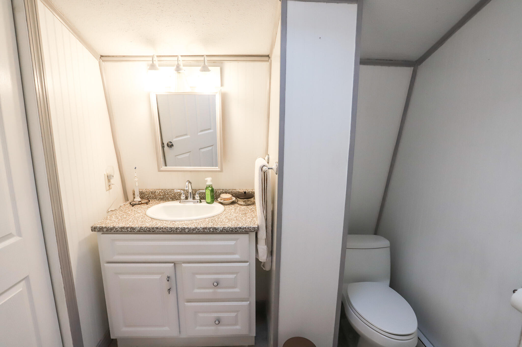 296 Eastern Avenue Brewer, ME 04412 - Photo 28 of 43 IMG_5240