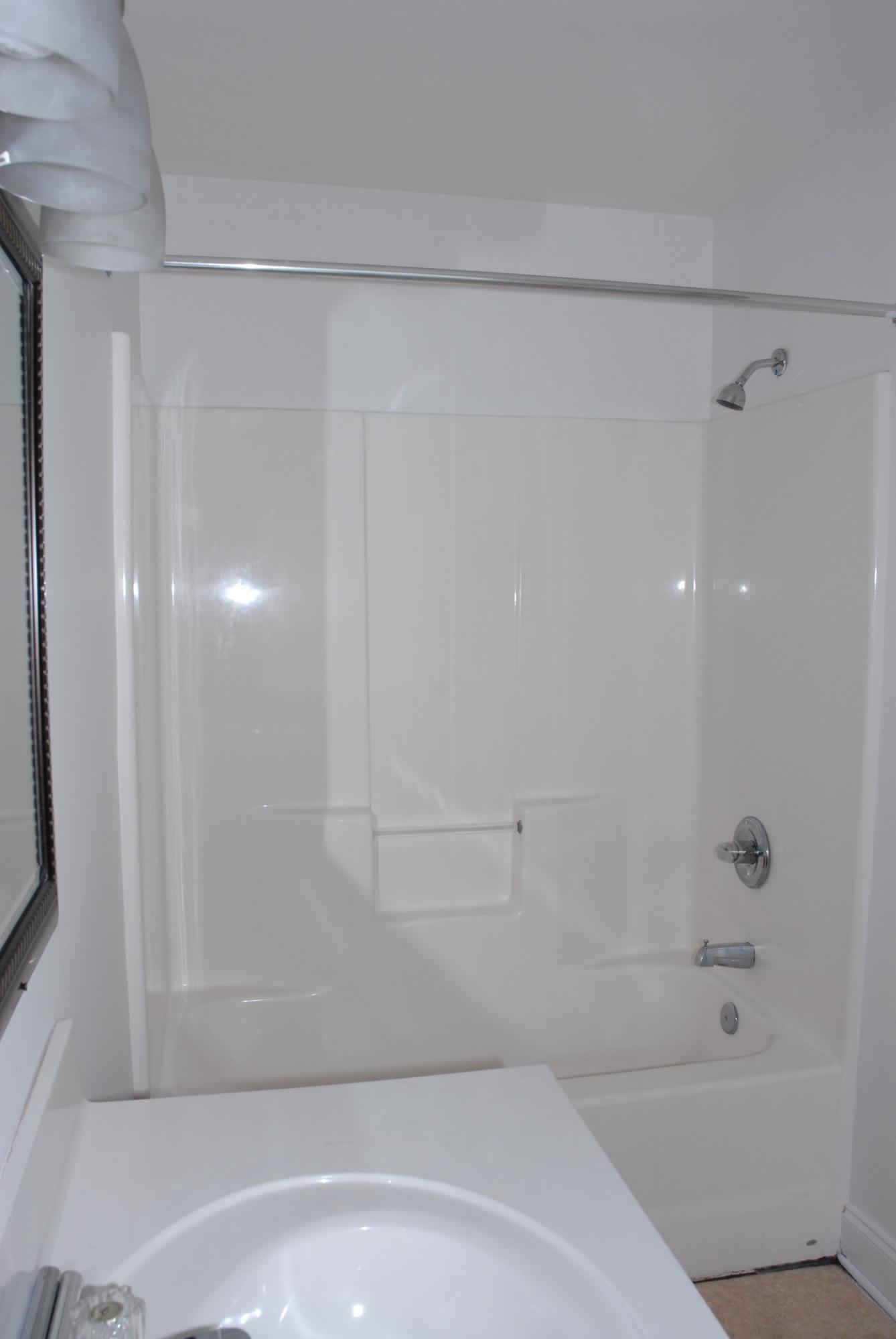 1246 North Moore Road Chattanooga, TN 37411 - Photo 16 of 34 Master Bath