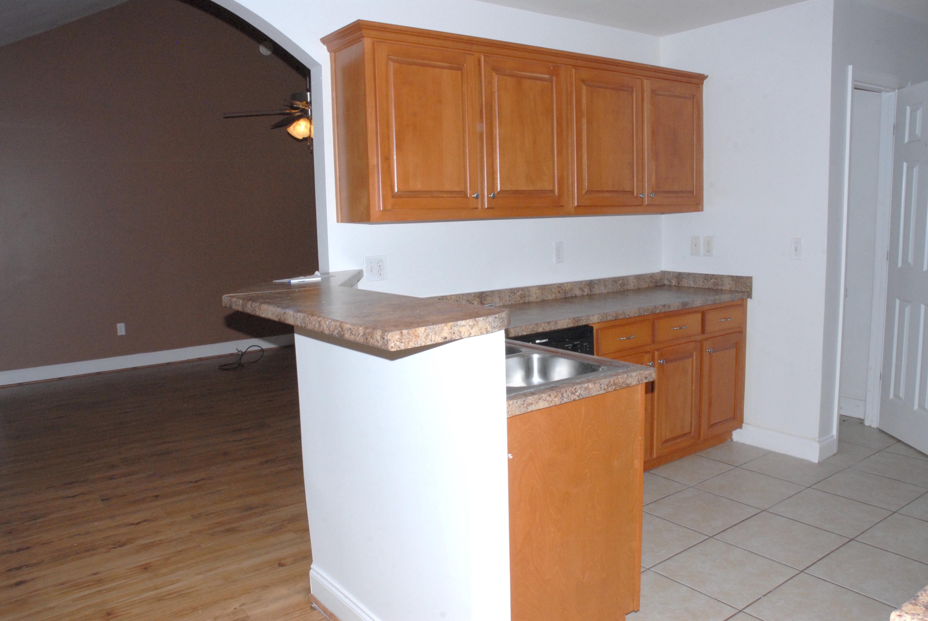1246 North Moore Road Chattanooga, TN 37411 - Photo 25 of 34 Kitchen