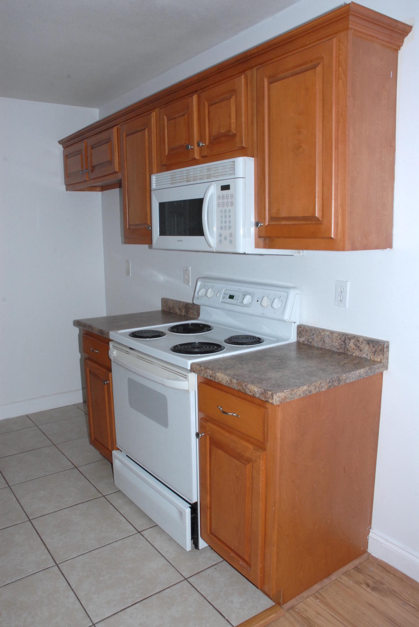 1246 North Moore Road Chattanooga, TN 37411 - Photo 27 of 34 kitchen