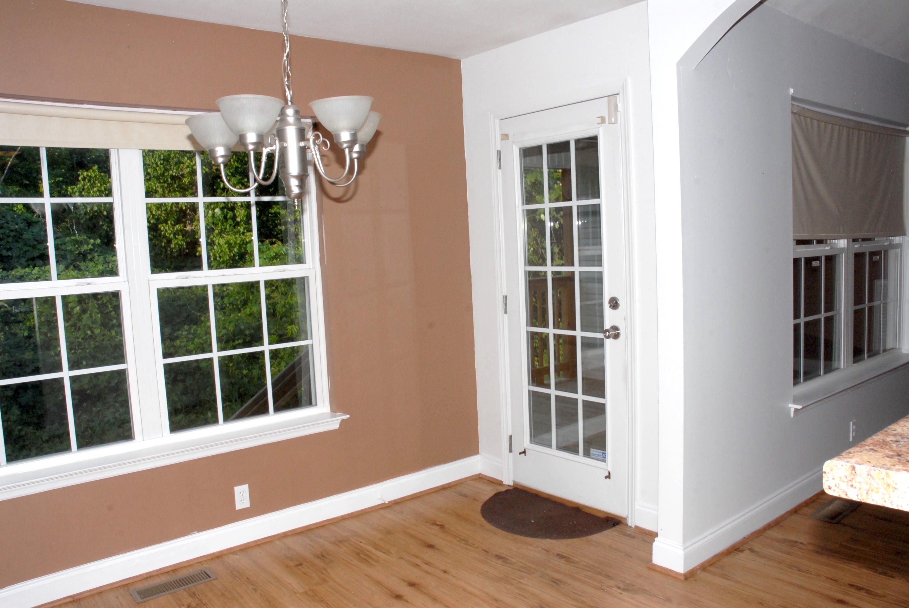 1246 North Moore Road Chattanooga, TN 37411 - Photo 29 of 34 dining space/breakfast area