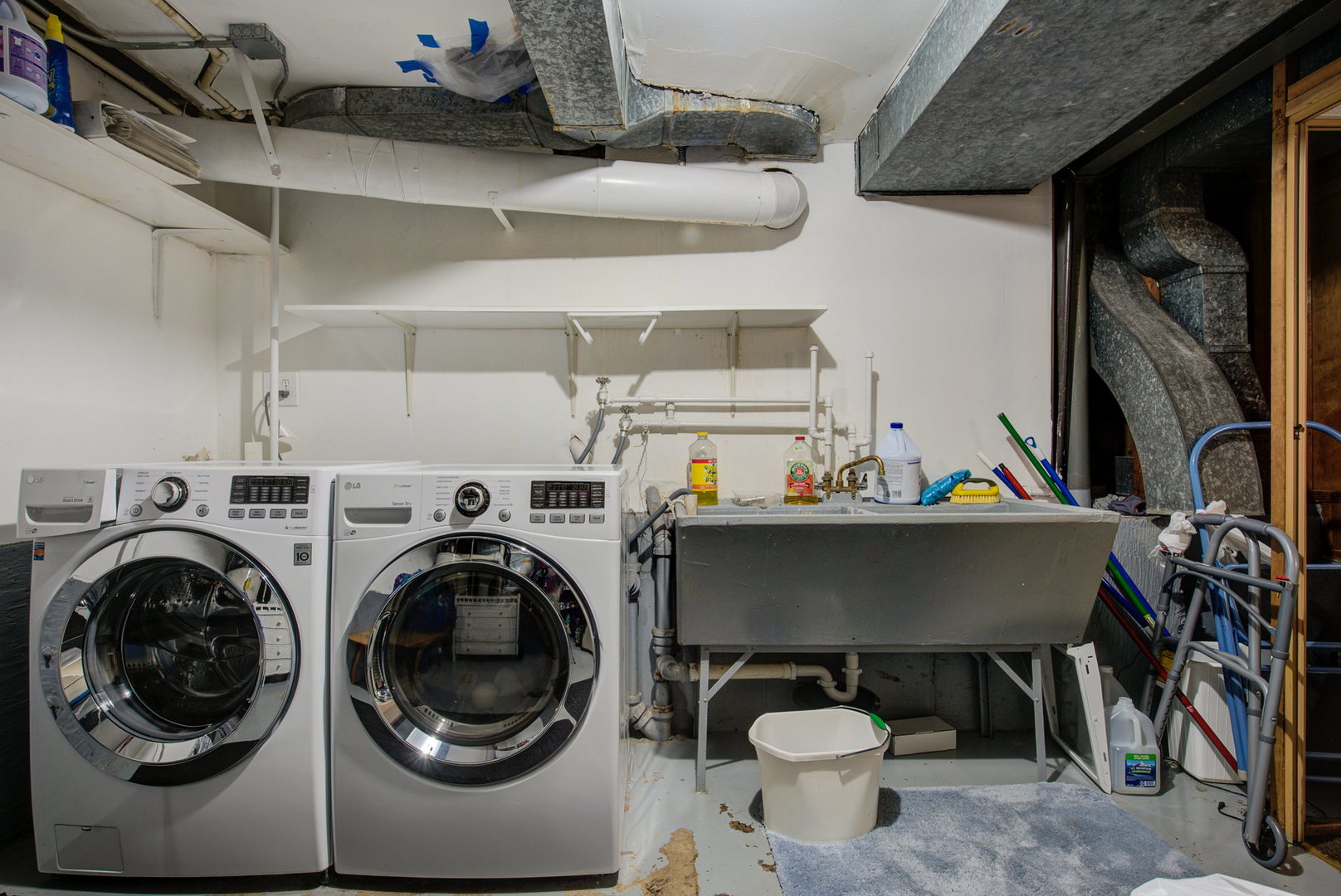 1251 Kenton Road Deerfield, IL 60015 - Photo 26 of 36 a utility room with dryer and washer
