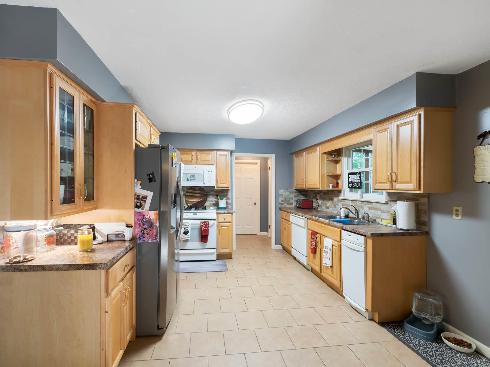 1809 Hidden Harbor Road Hixson, TN 37343 - Photo 8 of 31 Kitchen