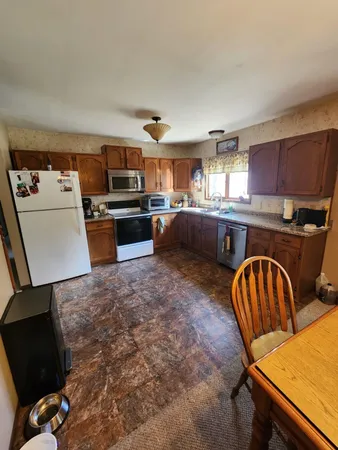 $295,000 | 520 North 4th Avenue, Lohrville, WI 54970