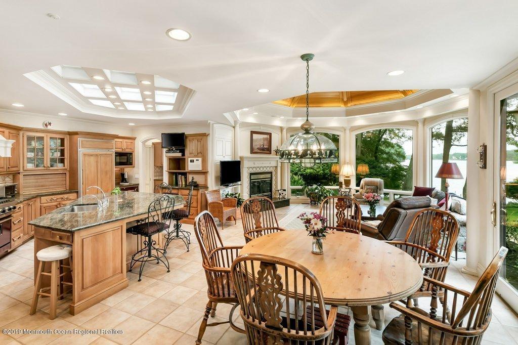 7 Beaver Dam Road Colts Neck, NJ 07722 - Photo 14 of 52 Kitchen/Breakfast Room