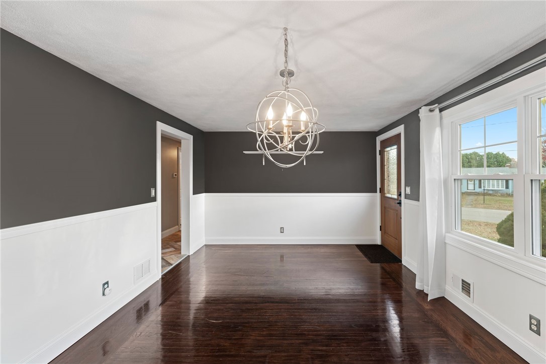 69 Hilton Road Warwick, RI 02889 - Photo 12 of 40