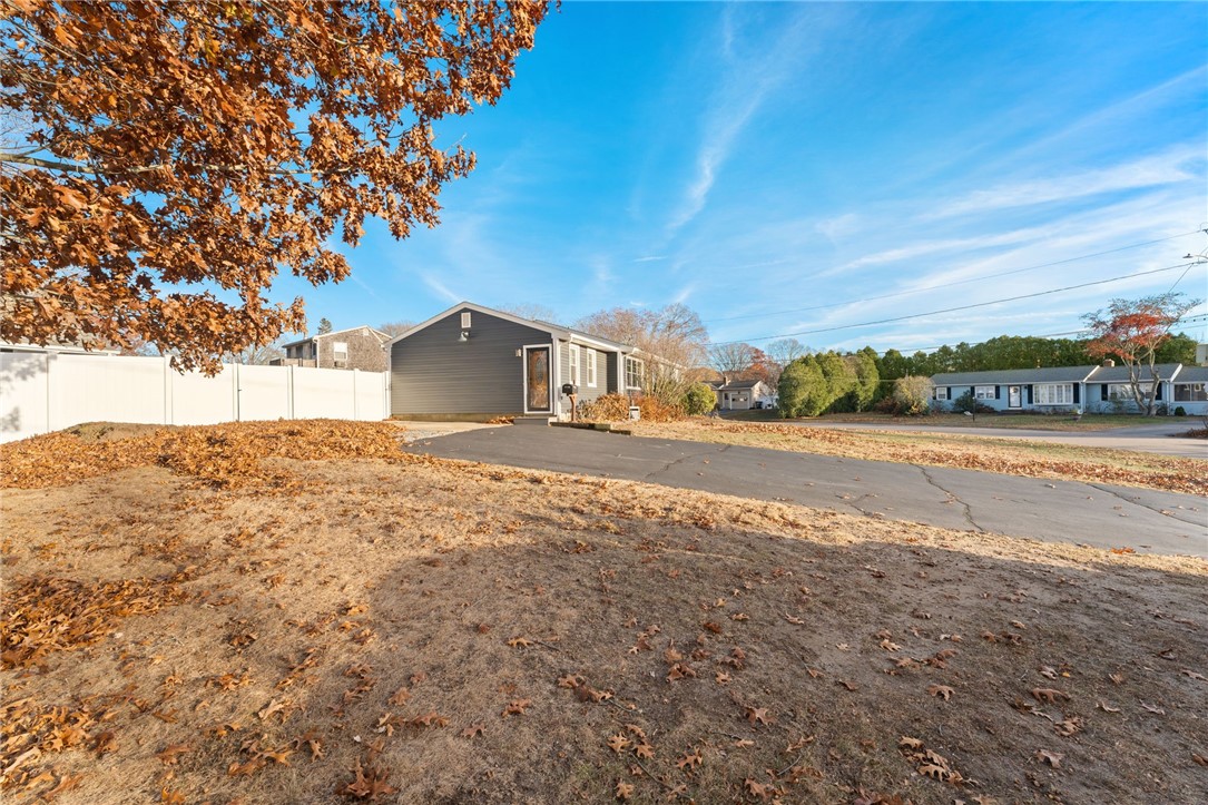 69 Hilton Road Warwick, RI 02889 - Photo 30 of 40