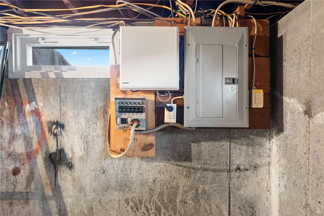 69 Hilton Road Warwick, RI 02889 - Photo 38 of 40