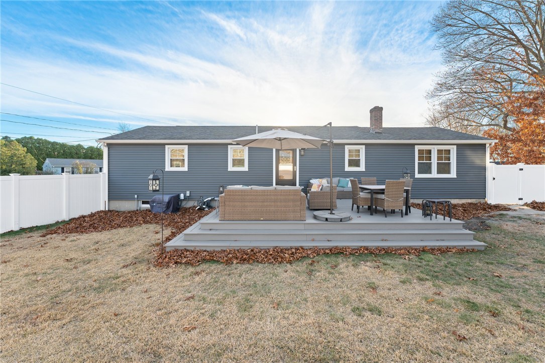 69 Hilton Road Warwick, RI 02889 - Photo 10 of 40