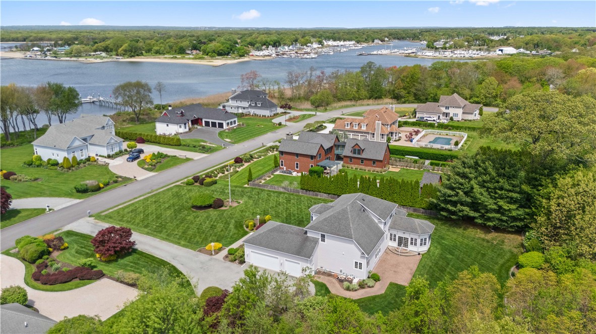 241 Channel View Warwick, RI 02889 - Photo 4 of 39