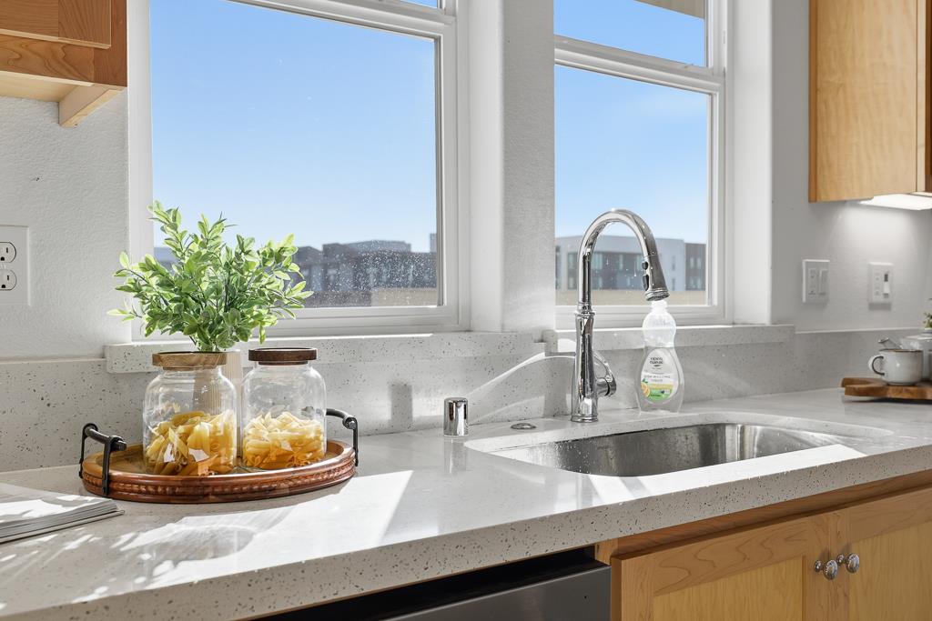 3675 Broadcast Common Fremont, CA 94538 - Photo 23 of 53