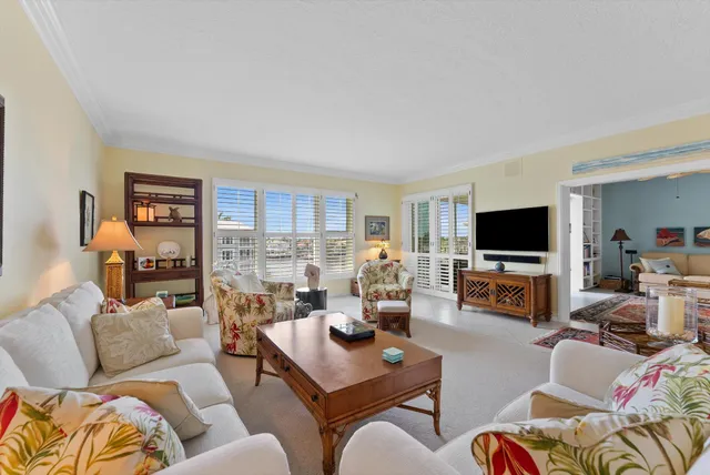 $1,795,000 | 2150 South Ocean Boulevard, Unit 2F, Delray Beach, FL 33483