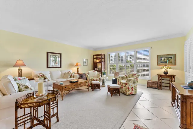 $1,795,000 | 2150 South Ocean Boulevard, Unit 2F, Delray Beach, FL 33483