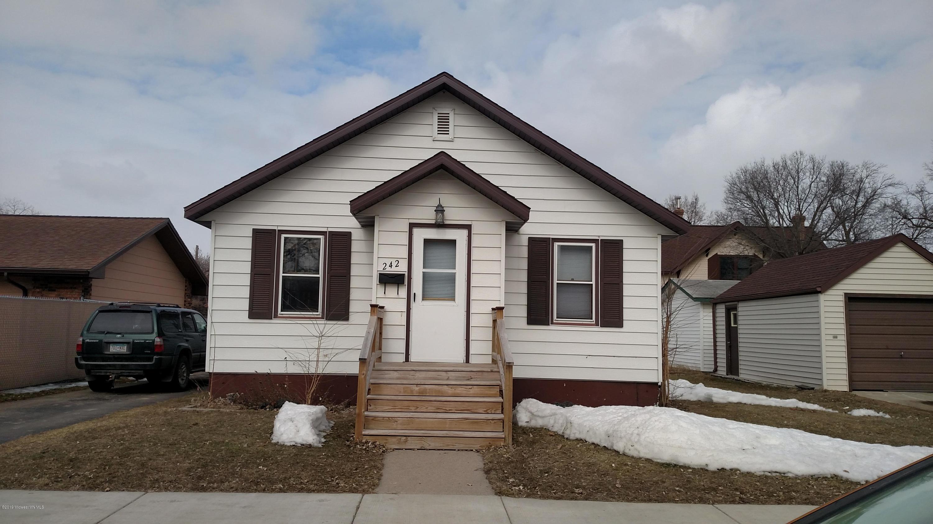 242 3rd Avenue Southwest Perham, MN 56573 - Photo 1 of 1 Gallery Image 1