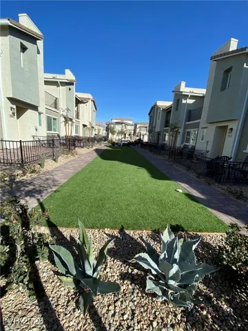 $1,800 | 6812 Alpine White Court, North Las Vegas, NV 89086