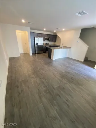 $1,800 | 6812 Alpine White Court, North Las Vegas, NV 89086