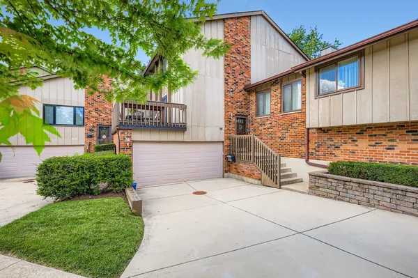 $399,800 | 58 Portwine Road, Willowbrook, IL 60527