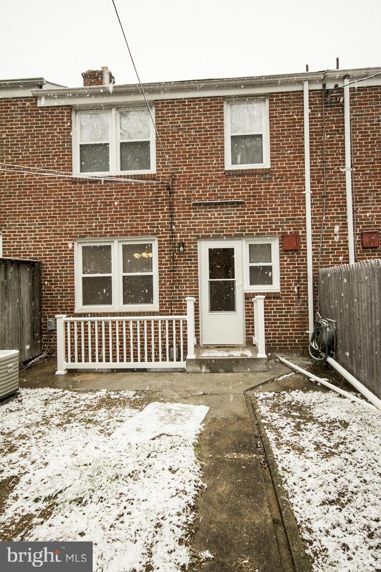 172 Cherrydell Road Catonsville, MD 21228 - Photo 2 of 26 Exterior (Front)