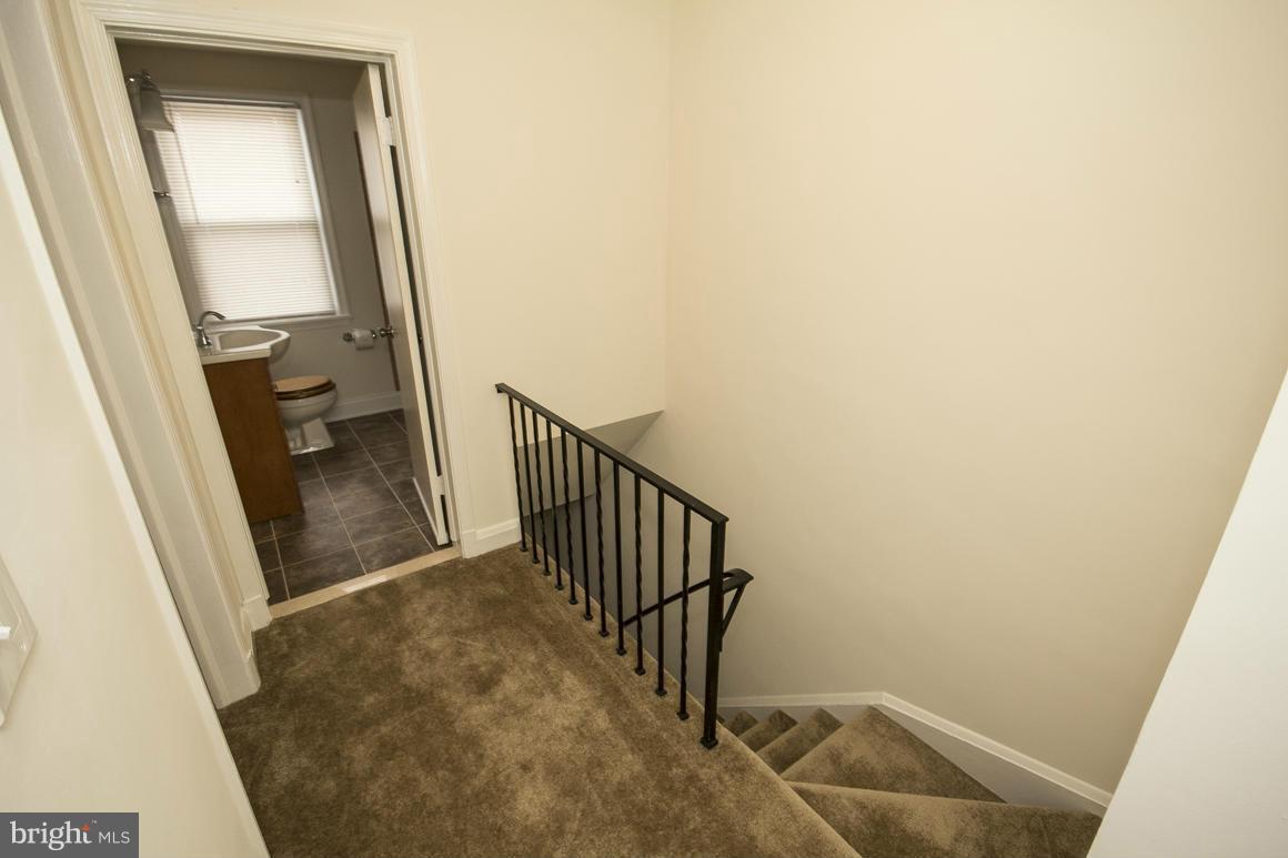 172 Cherrydell Road Catonsville, MD 21228 - Photo 13 of 26 View