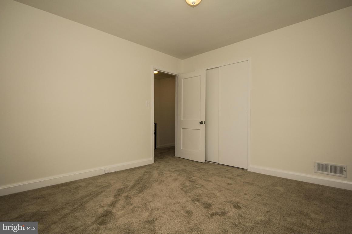 172 Cherrydell Road Catonsville, MD 21228 - Photo 17 of 26 Bedroom (Master)