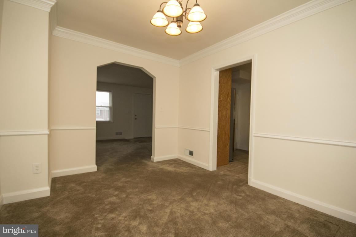 172 Cherrydell Road Catonsville, MD 21228 - Photo 9 of 26 Dining Room