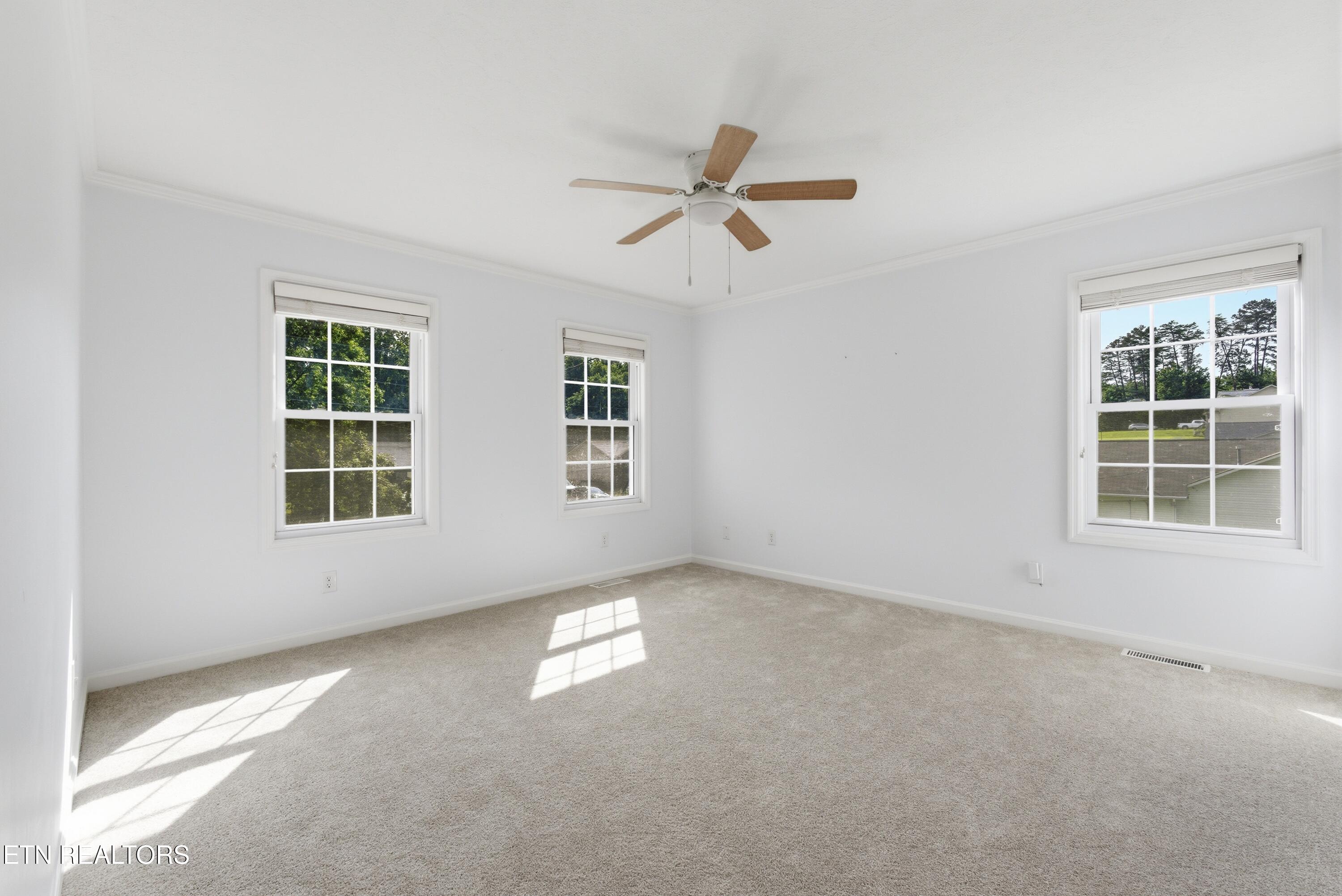 135 Rebel Road Harriman, TN 37748 - Photo 15 of 57 476W0970
