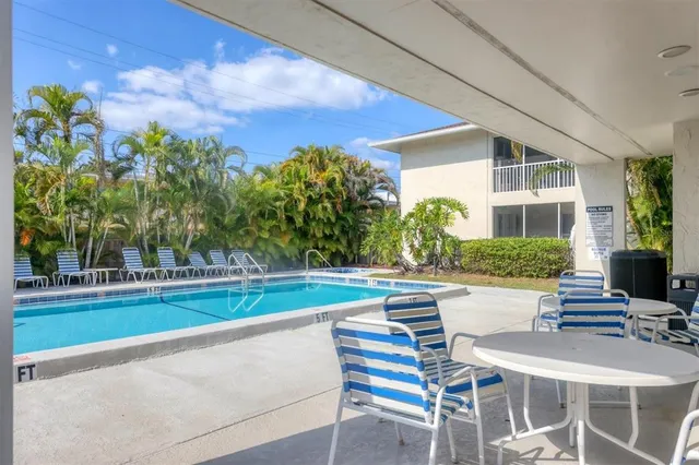 $199,000 | 2121 Wood Street, Unit C110, Sarasota, FL 34237