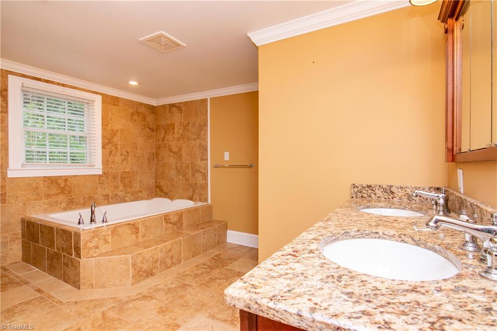4702 Old Rural Hall Road Winston-Salem, NC 27105 - Photo 20 of 30 Gallery Image 20