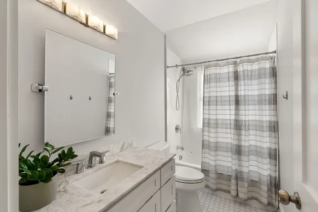 $2,199,000 | 61 Grove Street, Winchester, MA 01890