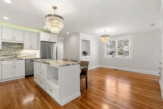 $2,199,000 | 61 Grove Street, Winchester, MA 01890