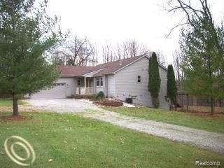 8950 Stelzer Road Howell, MI 48855 - Photo 4 of 10 Stelzer5.jpg