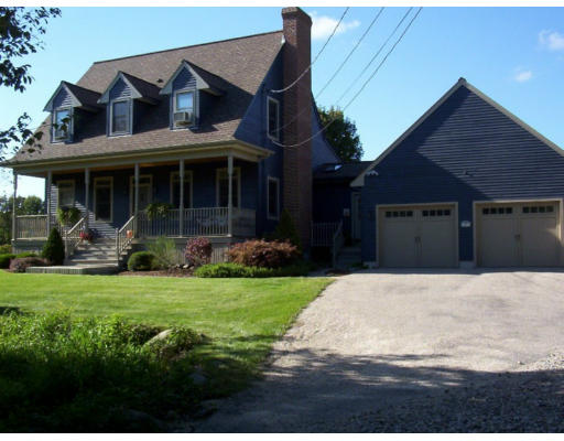 79 Stephen French Road Swansea, MA 02777 - Photo 3 of 6 Gallery Image 3
