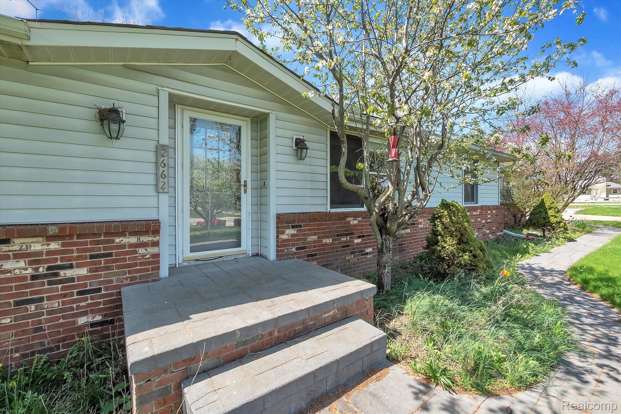 2662 South Latson Road Howell, MI 48843 - Photo 2 of 36 05-2662-S-Latson-Rd-WindowStill-Real-Estate-Photography-5.jpg