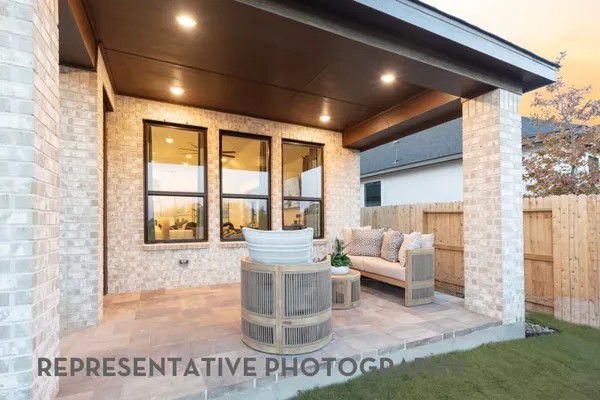 $499,900 | 18106 Sunlit Oasis Drive, Webster, TX 77598